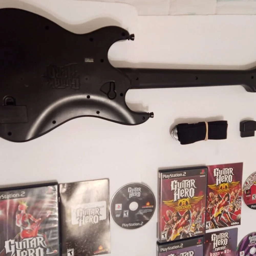 PS2 Kramer Striker Guitar Hero Wireless Bundle Dongle 4 Games Playstation 2 - Picture 3 of 15
